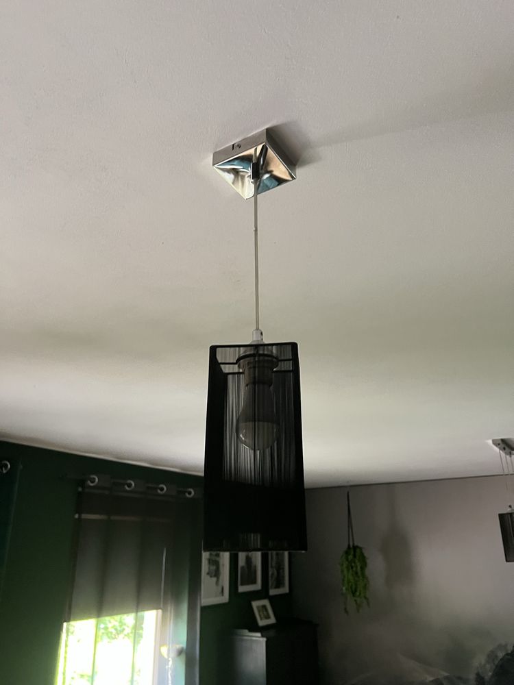 Lampy do salonu wiszące