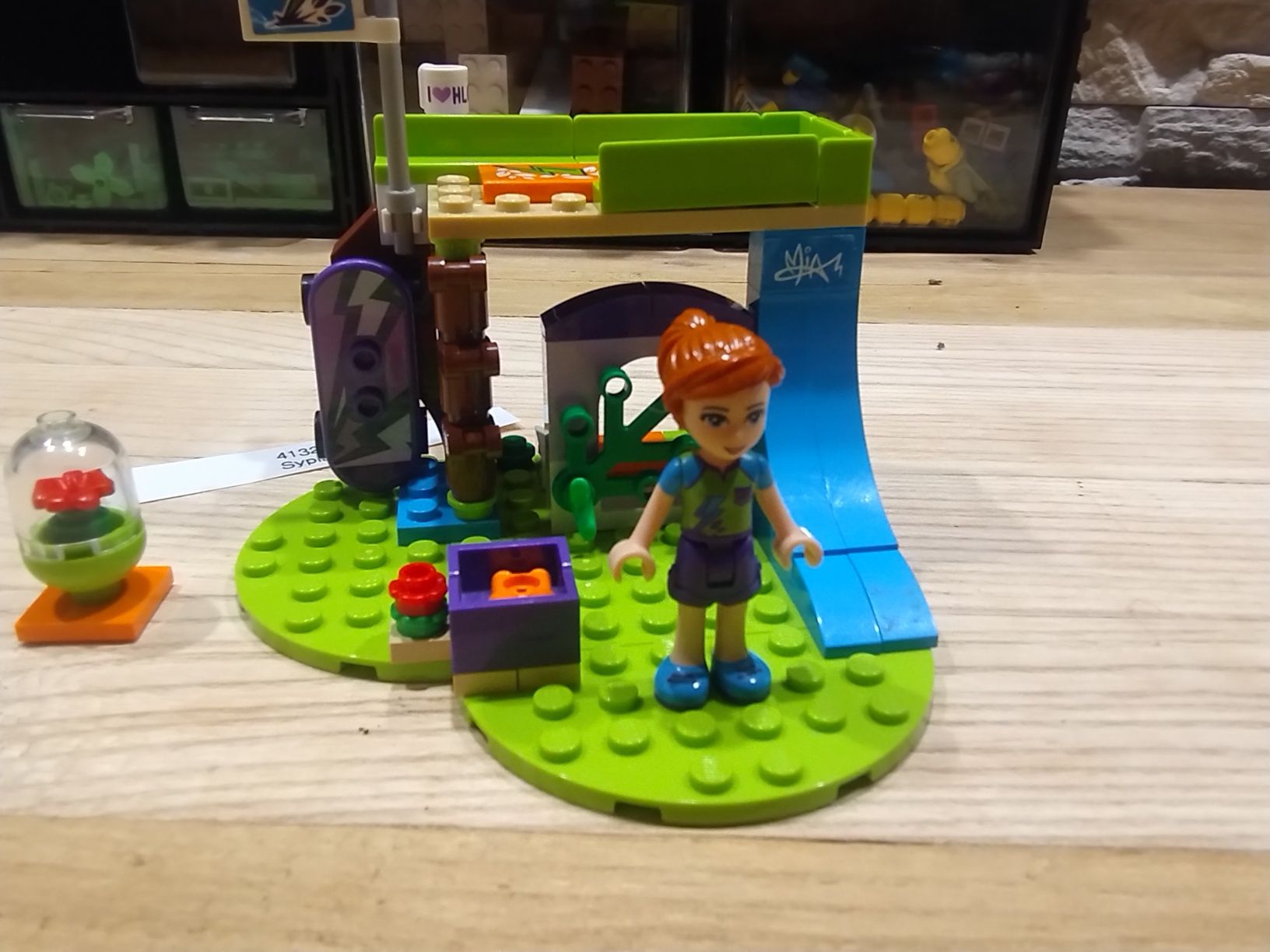 Zestaw klocków LEGO Friends 41327 Sypialnia Mii