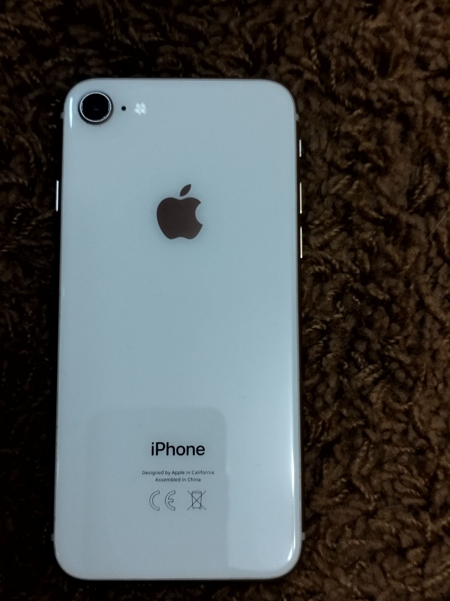 Продам айфон 8 64 GB . iPhone 8 Rosé gold 64 GB