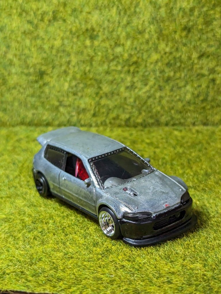 Hot Wheels Honda Civic Custom + Custom gumowe koła chrom