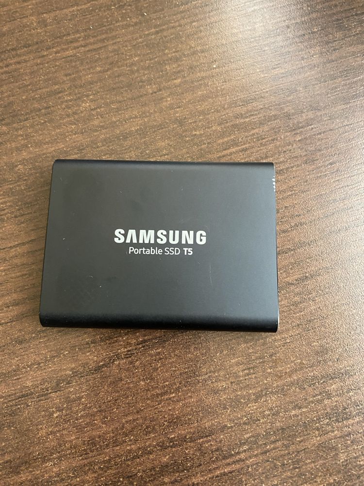 Dysk SSD Samsung T5 1 TB