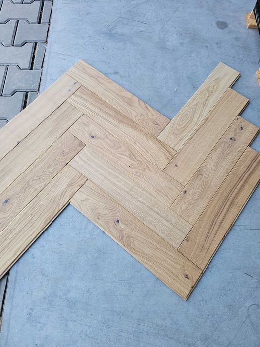 Jodełka klasyczna dębowa 11x100x500 (13 m2), 4faza, lakier