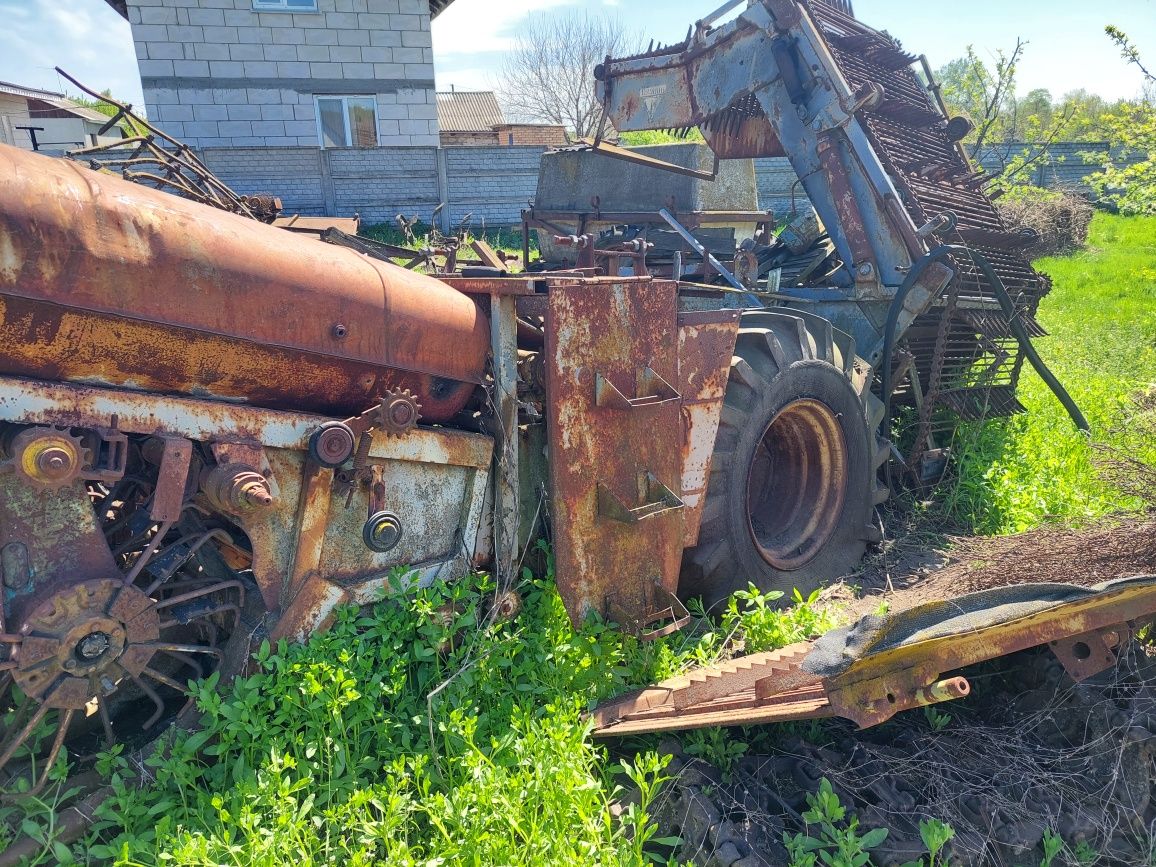 Буряковий комбайн ркс 6