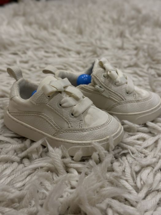 Сандали Biomecanics / zara  20 р.