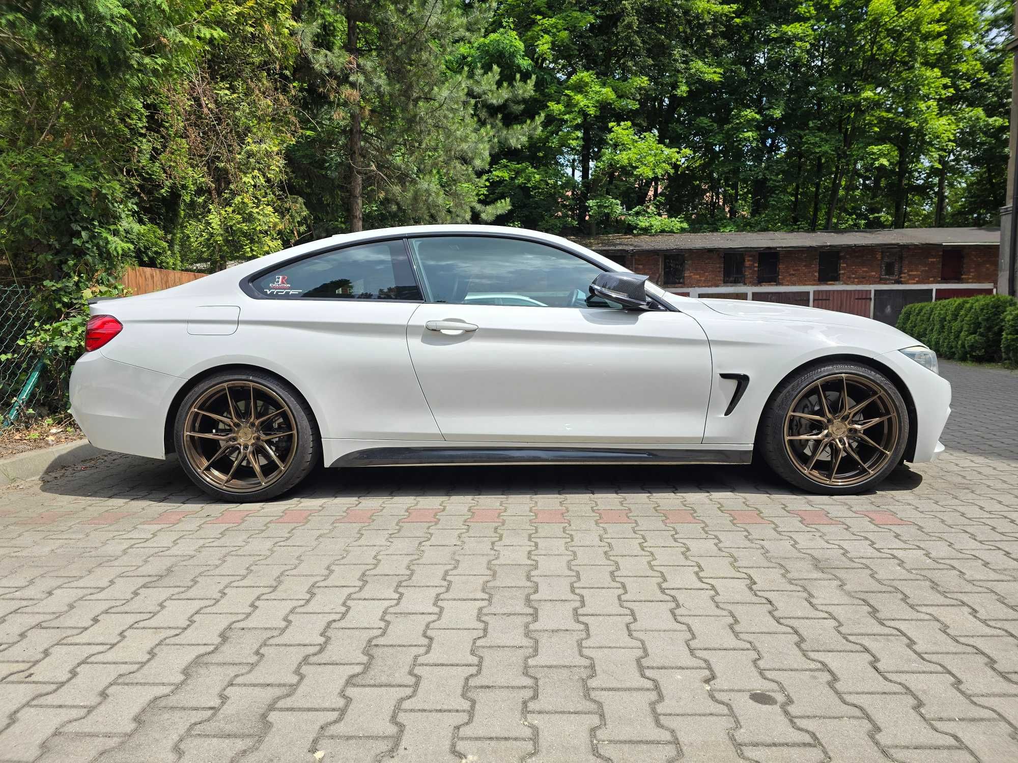 Felgi Japan Racing Flow Form JR44 19" 8,5J + 9,5J 5x120 5x112 BMW
