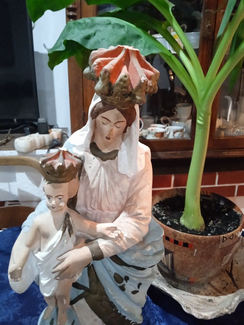 Bardzo stara figura sakralna