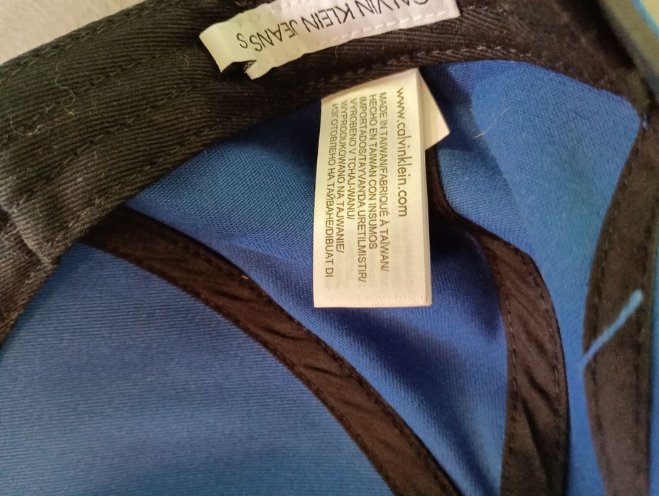 Czapka z daszkiem niebieska Calvin Klein