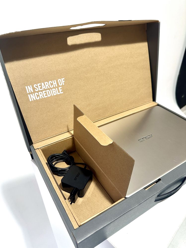 Computador Portátil ASUS