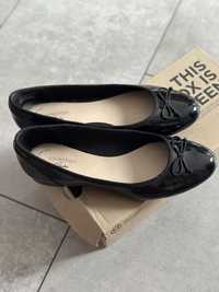 Baleriny Clarks  37,5