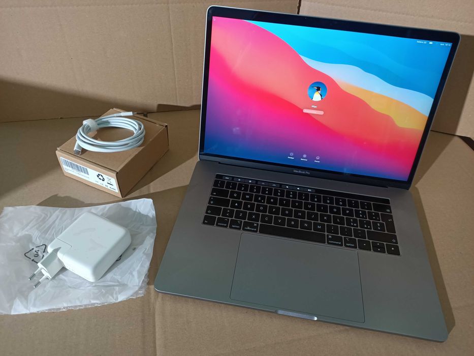 Macbook Pro 15,1 i7-8850H Disco Rigido 1000GB