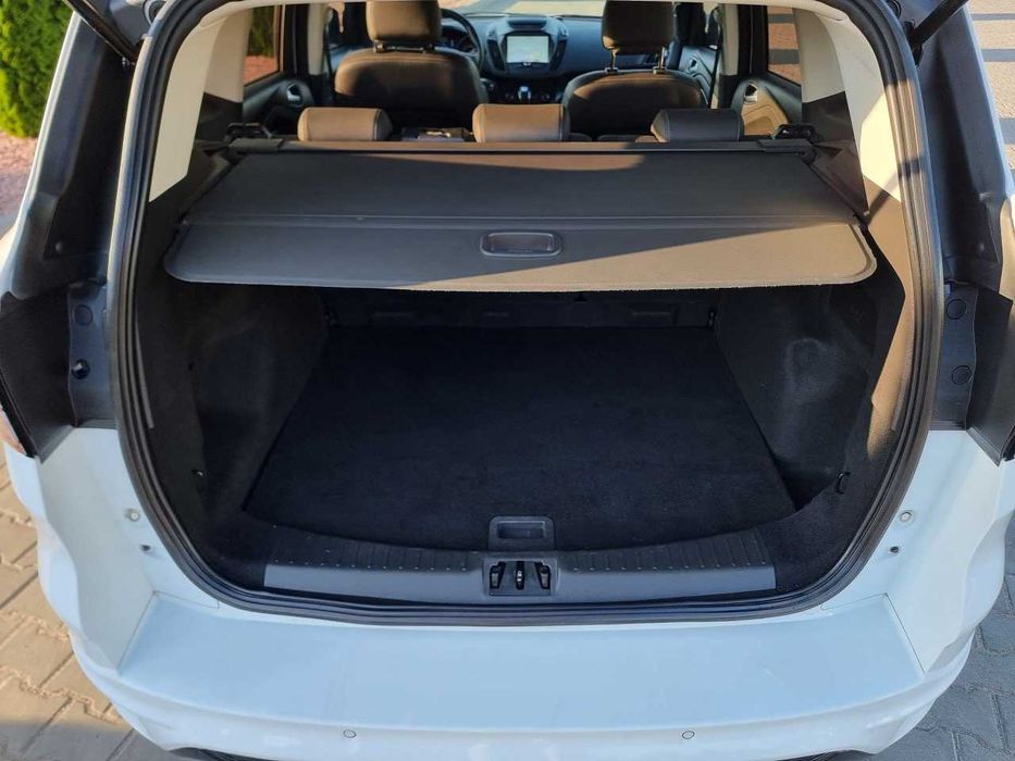 Продам  Ford Kuga 2017. Можна в розстрочку, під викуп.