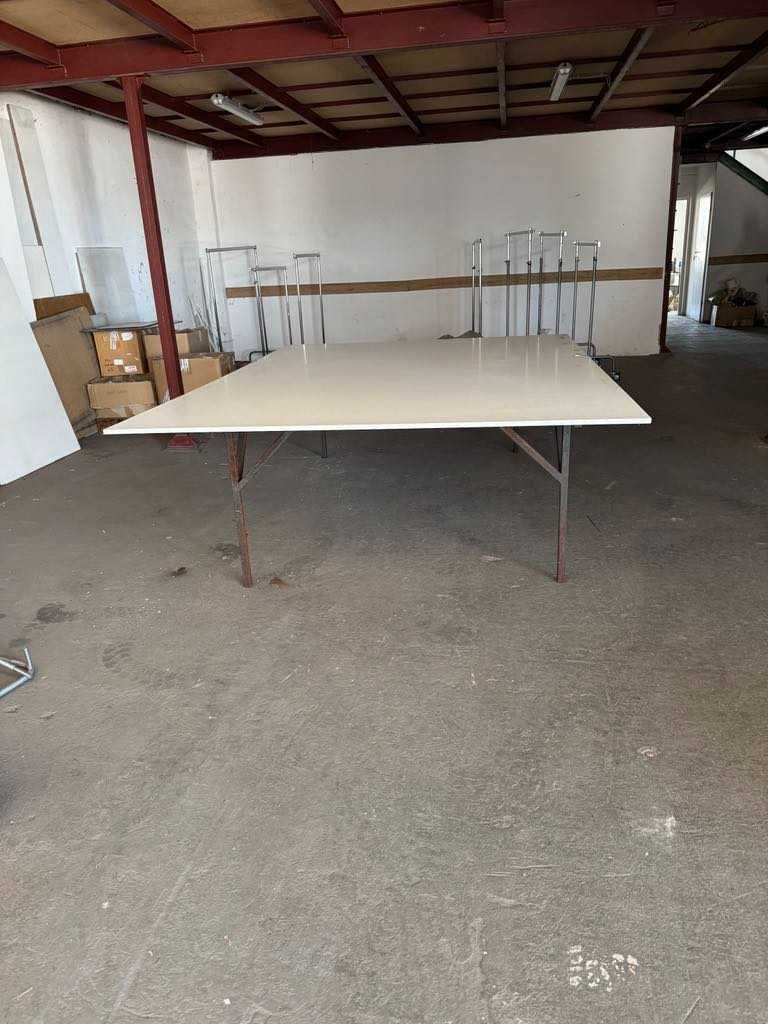 Stół 280/206 cm i 150/350 wygodny kiedy potrzebujesz dużo miejsca