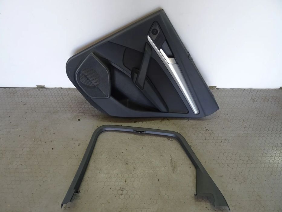 boczek drzwi tyl prawy lewy Roleta Audi Q5 80A czesci