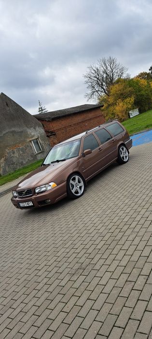 Volvo v70 2.3T 280KM