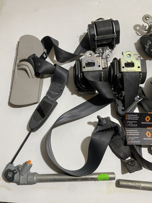 Ремені безпеки Renualt Scenic 2/3 Megane 2/3