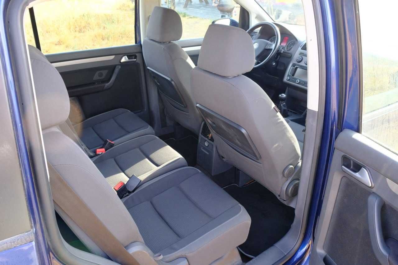 VW Touran 1.9 TDi Trendline Blue 7L