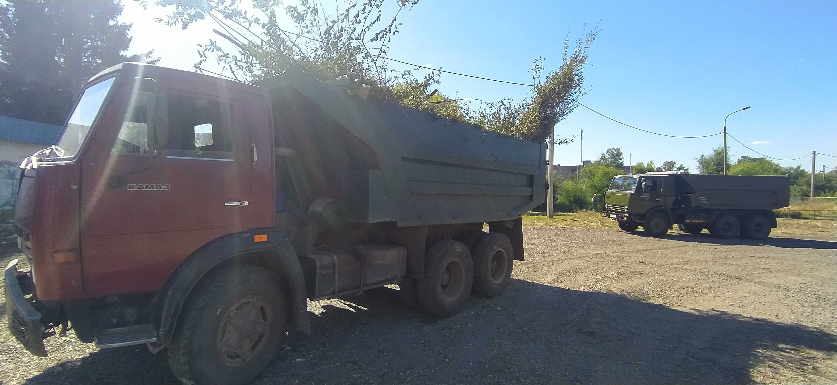 КАМАЗ-самоскид: пісок, щебінь, відсів, цегла, перегній, вивіз сміття.