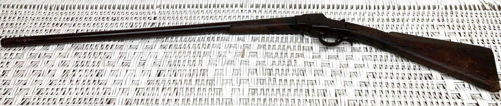 Espingarda obsoleta antiga decorativa, Hopkins & Allen, cerca 1875.