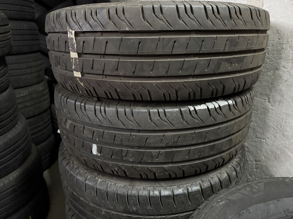 2xContinental 215 65r16c., 2018 7mm