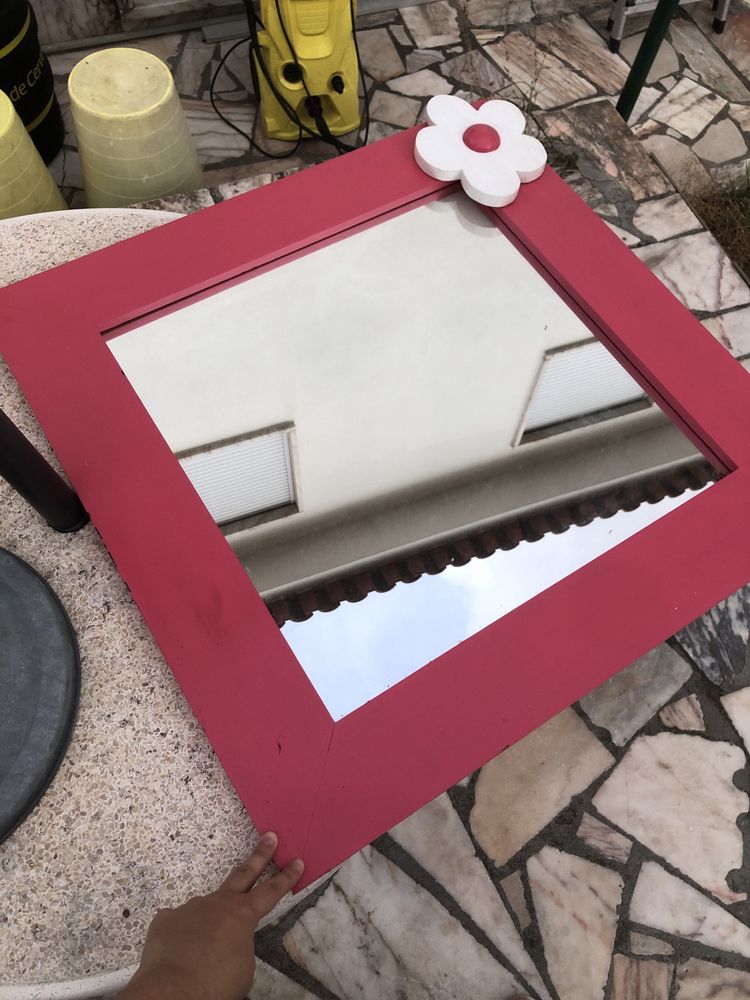 Espelho para quarto de menina