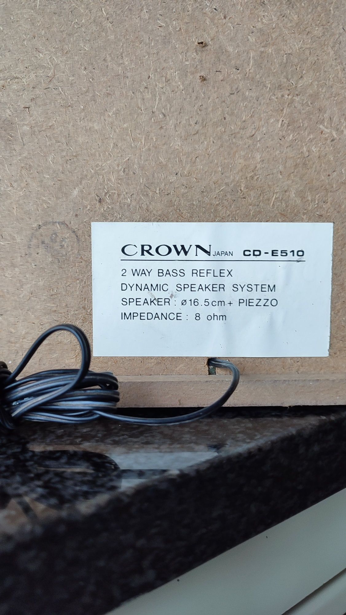 Colunas CROWN cd-e510