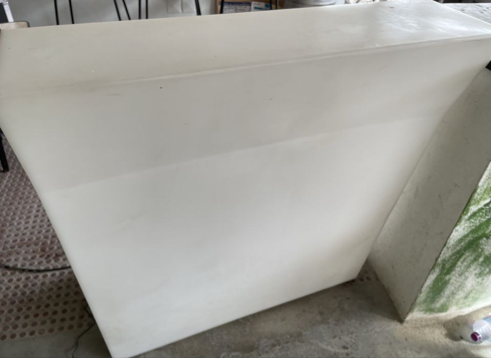 Candeeiro de Chão Luminoso + Balcão de Bar Iluminado