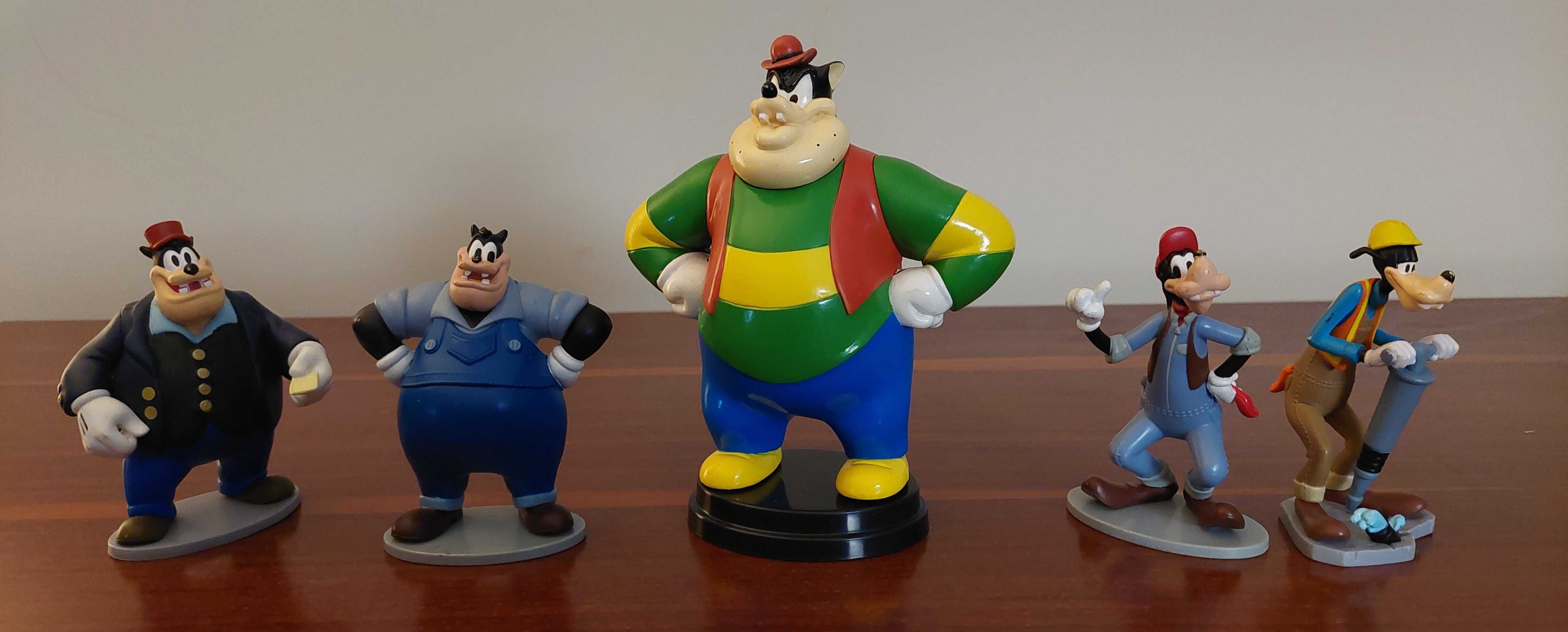Figuras diversas em pvc e plástico