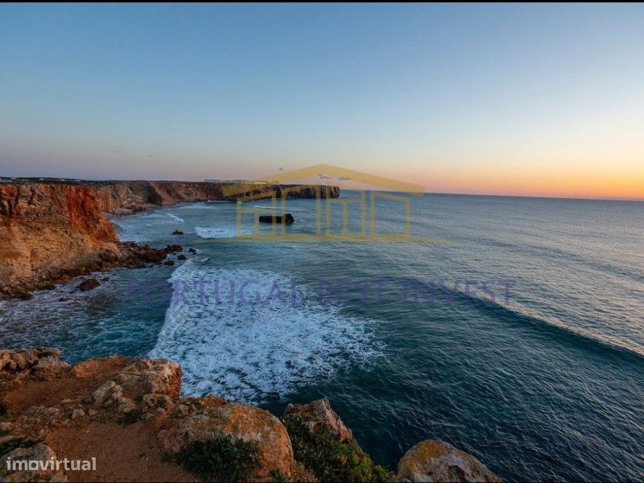 Terreno Urbano para construção de Prédio com 8 apartamentos na Prai...