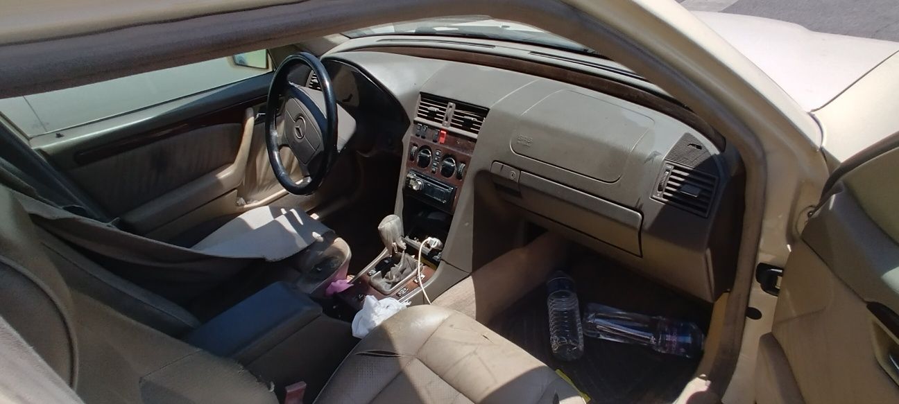 Mercedes C250 d 1995 .  Foi o  melhor motor fabricado pela  Mercedes.