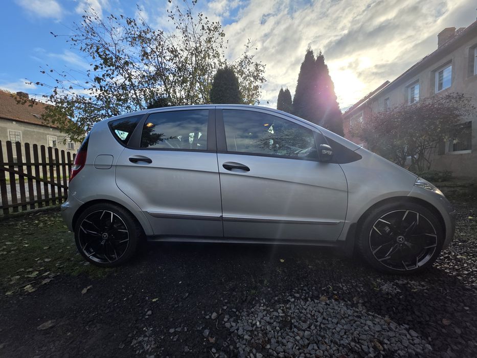 Mercedes A klasa. Automat! Doinwestowany!