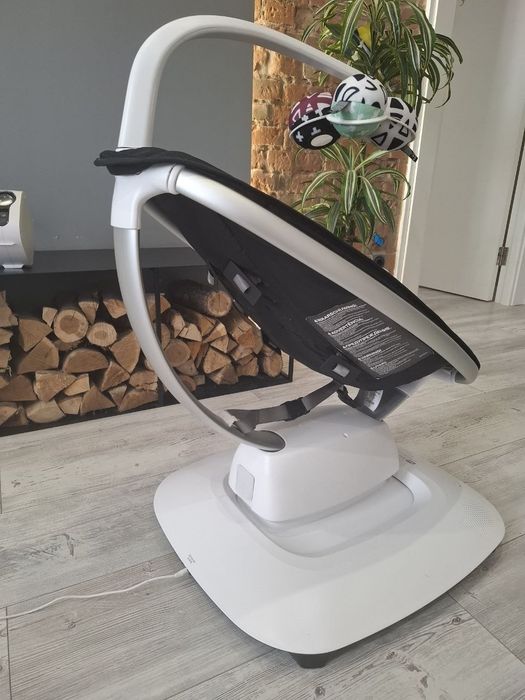Крісло-гойдалка 4moms MamaRoo 5.0 шезлонг