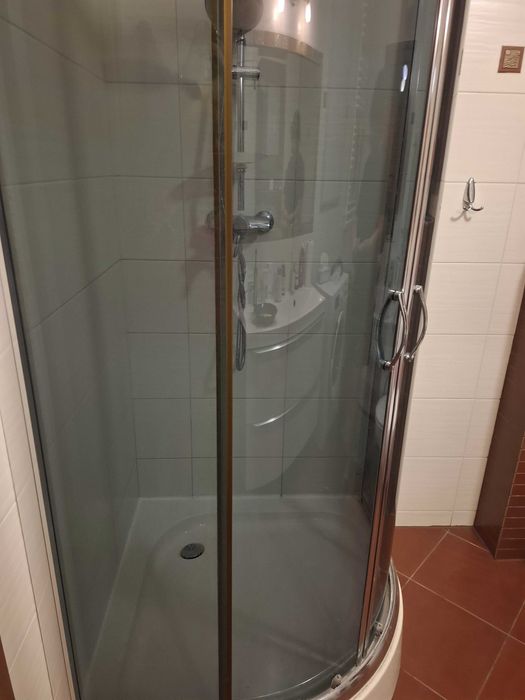 kabina prysznicowa półokrągła+brodzik