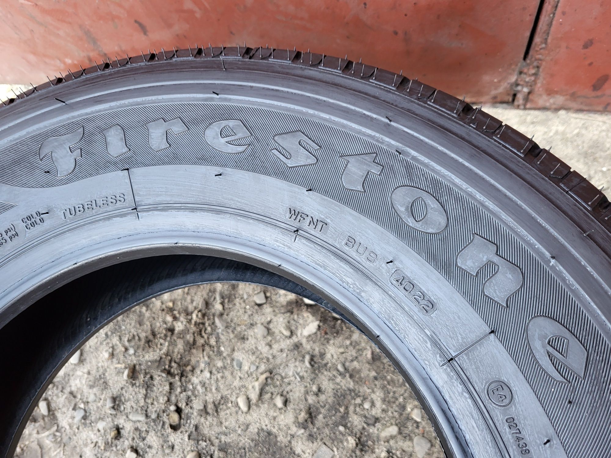 215/70/15C R15C Firestone VANHAWK 2 4шт ціна за 1шт літо шини