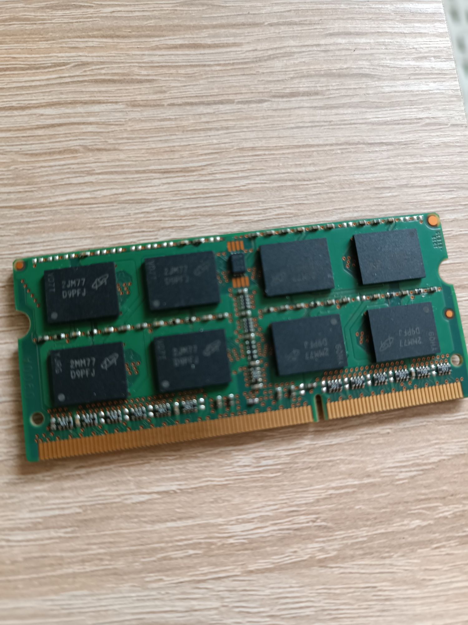 Модуль памяти DDR3 SODIMM Micron 4GB 2Rx8 PC3-12800S-11-11-FP