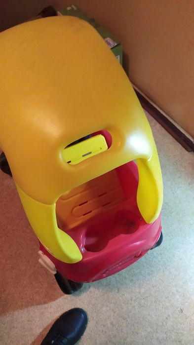 Samochód little tikes