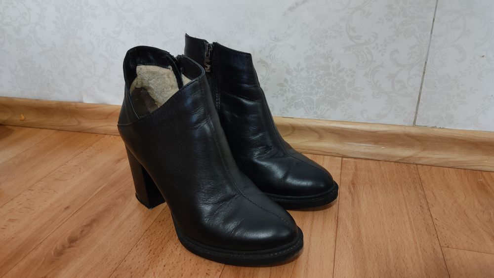 Ботильйони зима ботінки шкіряні короткі ботинки на каблуке кожа