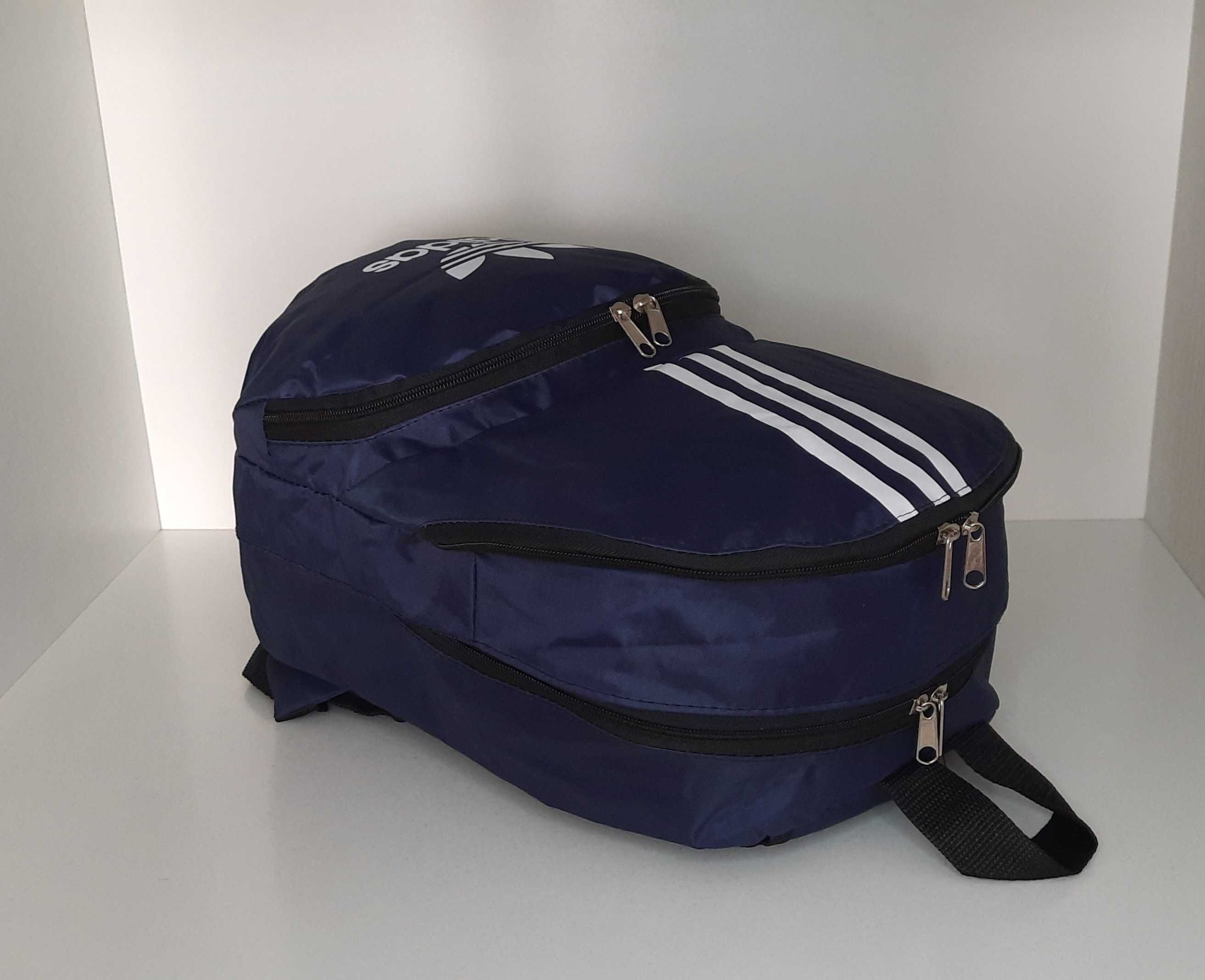 Спортивный рюкзак Adidas. Цвет тёмно синий. Новый.