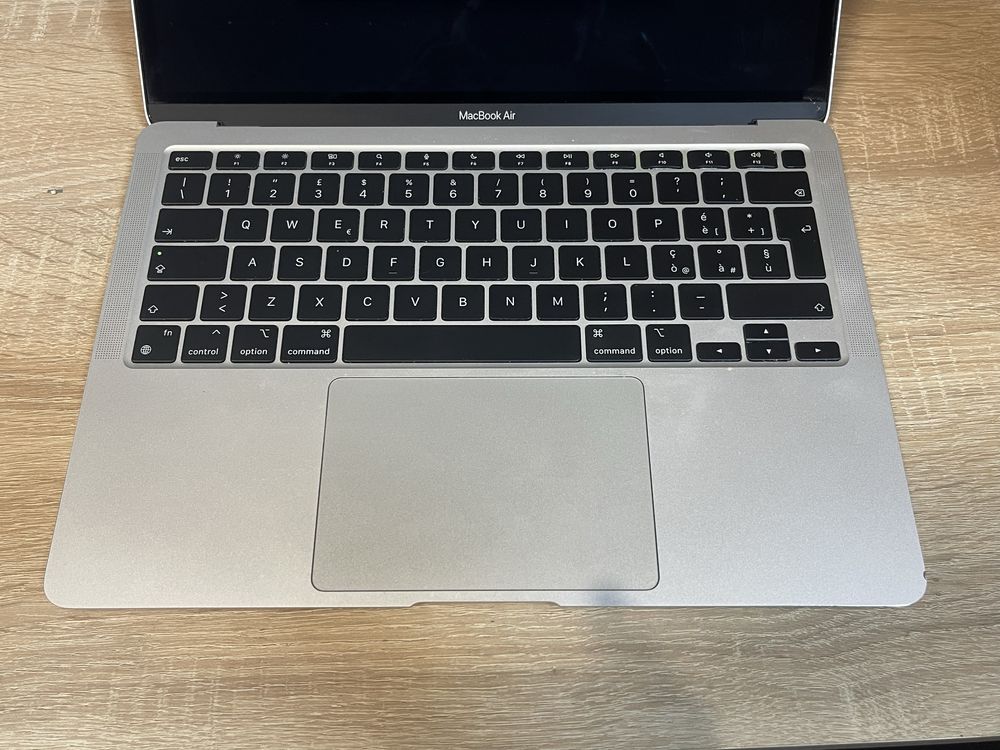 Macbook air m1 а2337 на запчастини екран плата