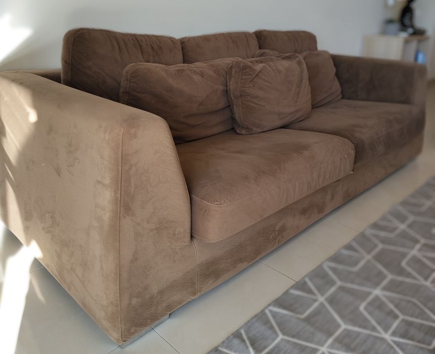 2 Sofás de veludo castanho
