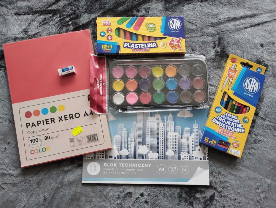 Wyprawka szkolna - nieużywana, nowa