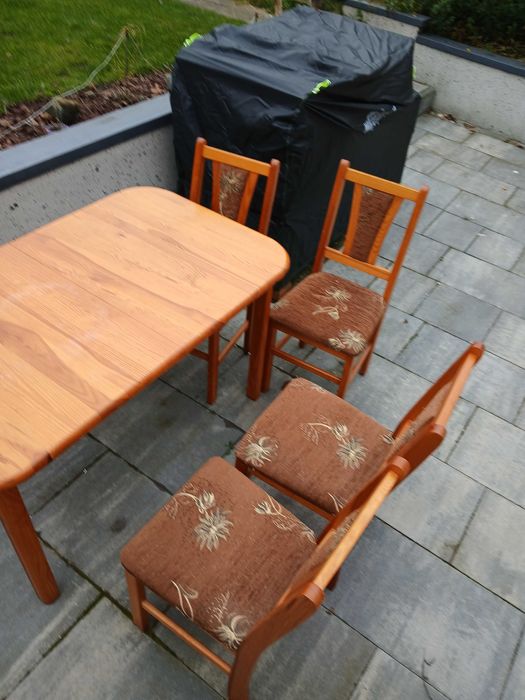 Stół rozkładany do kuchni