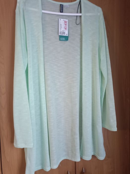 Żakiecik narzutka z dzianiny roz M