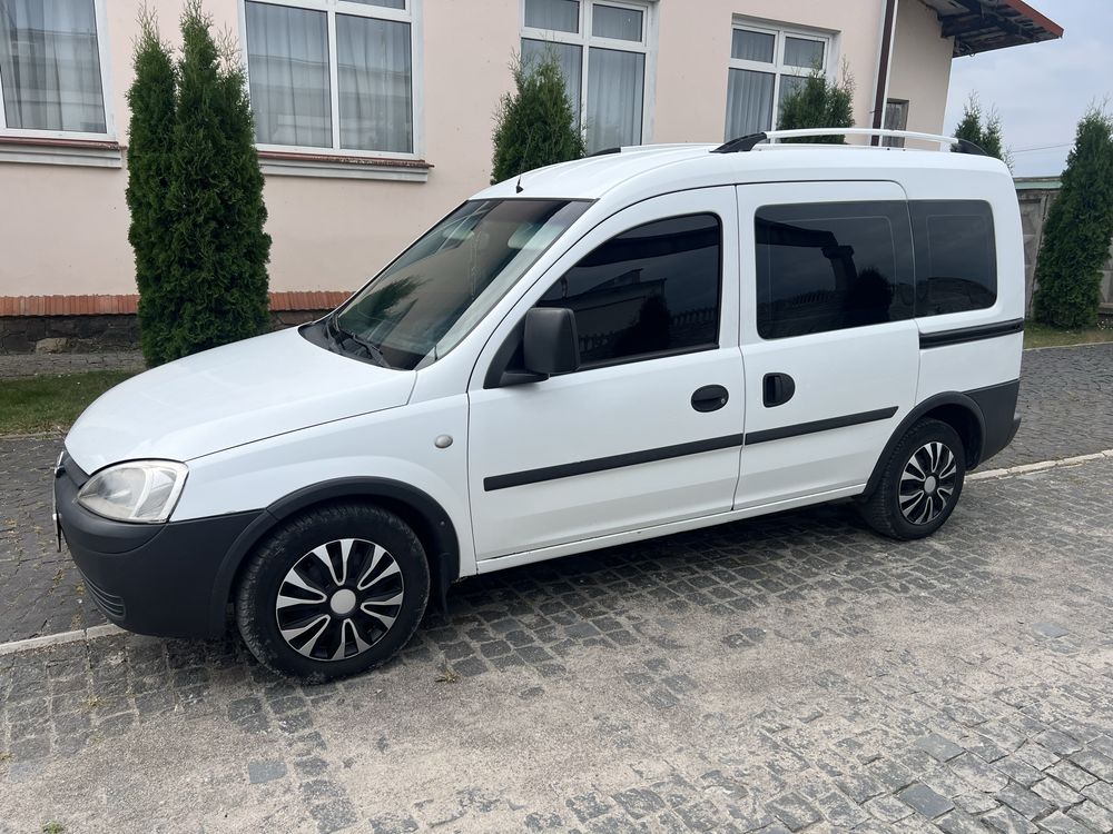 Продам Opel Combo 1.7 dti