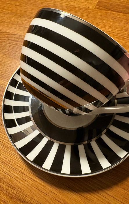 Goebel filiżanka 250 ml Nowa