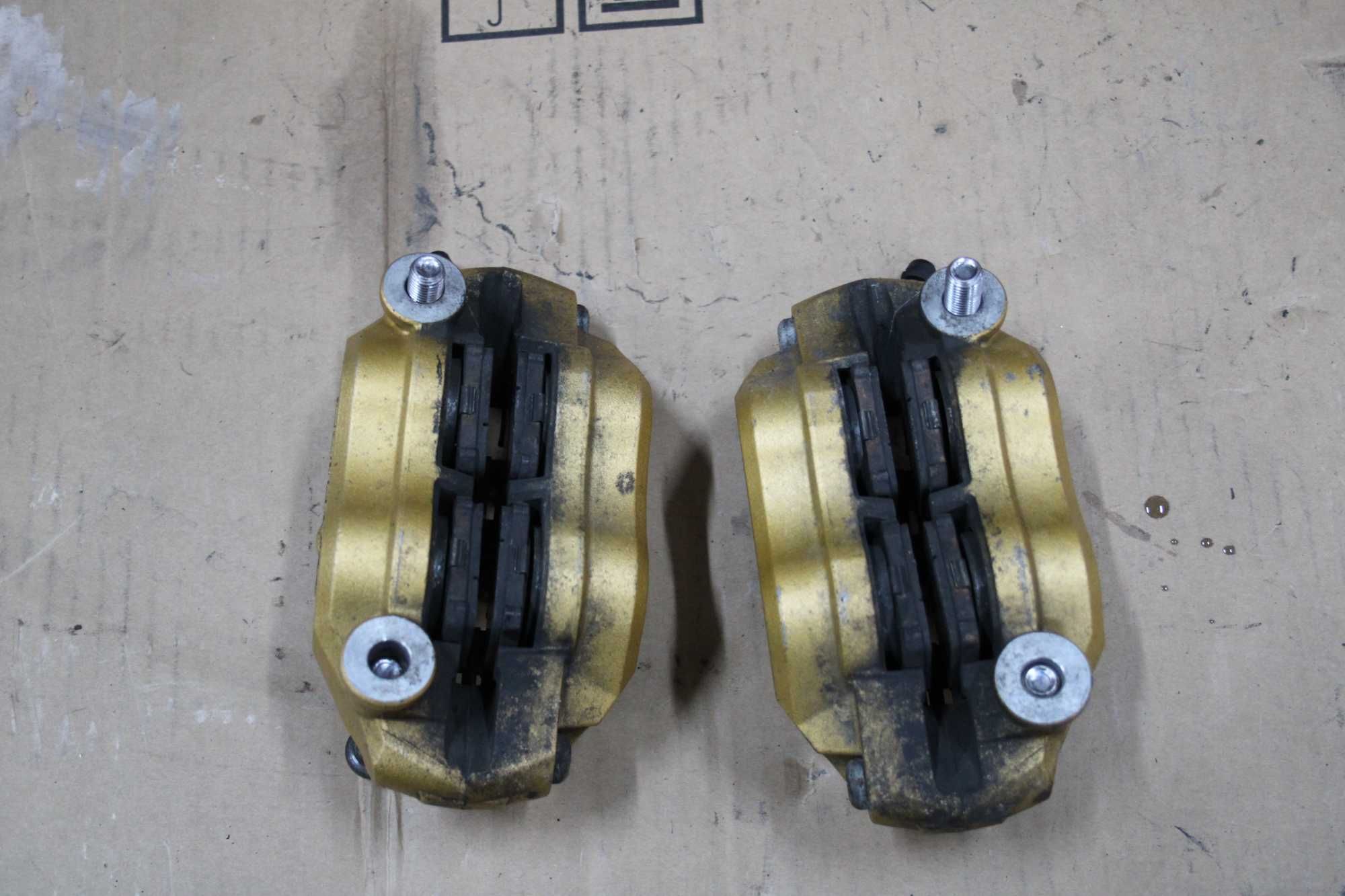 Zacisk Zaciski Hamulcowe Przód Lewy Prawy Kawasaki ZX6R 636, 05-06 Nin