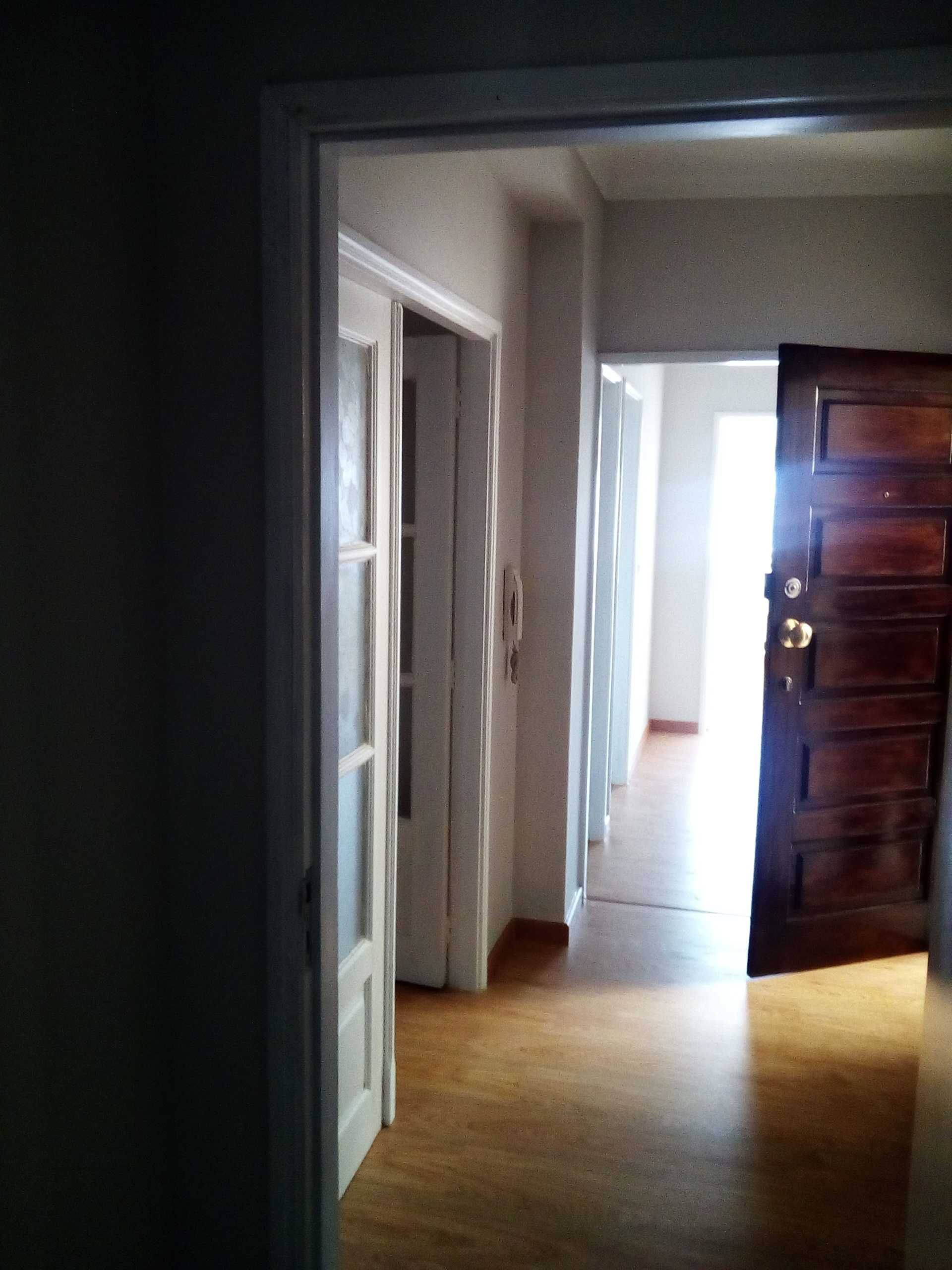 Quartos de Casal para Arrendamento / Tudo Incluído