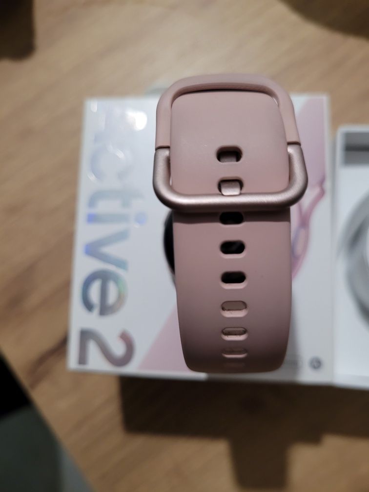 Smartwatche Samsung Active 2