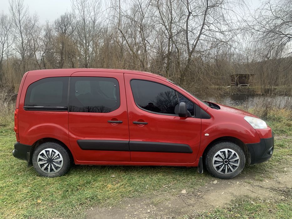 Peugeot Partner 2011р.,1.6hdi пасажир