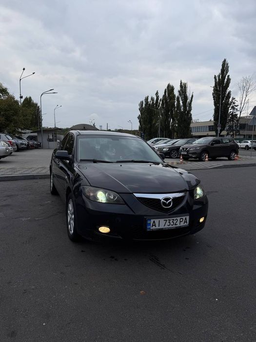 Продам Mazda 3 1.6