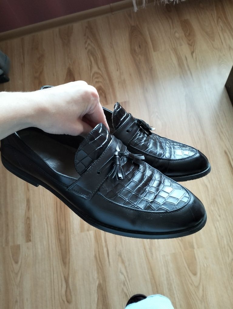 Чоловічі шкіряні туфлі українського бренду Vadrus
